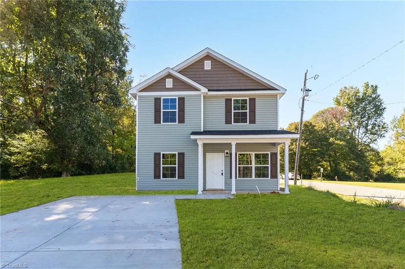 729 W Swannanoa Avenue, photo 1 of 17