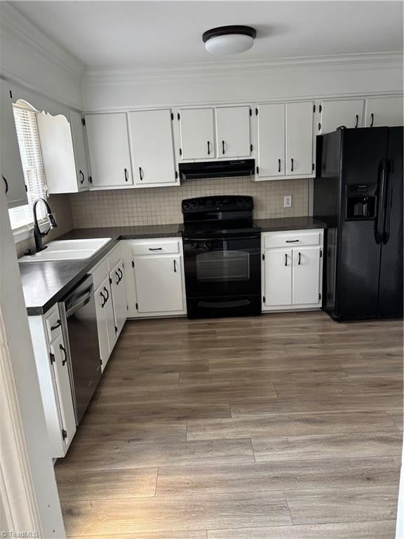 1024 KELWYN Lane