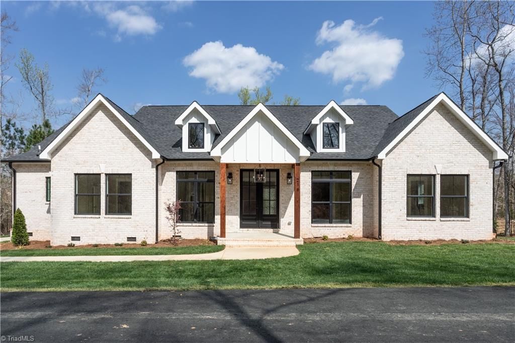 Photo of 218 Ivory Lane, Lexington, NC 27292 (MLS # 1213520)