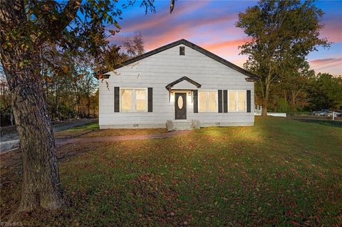 401 Julius Chambers Avenue Mount Gilead NC 27306