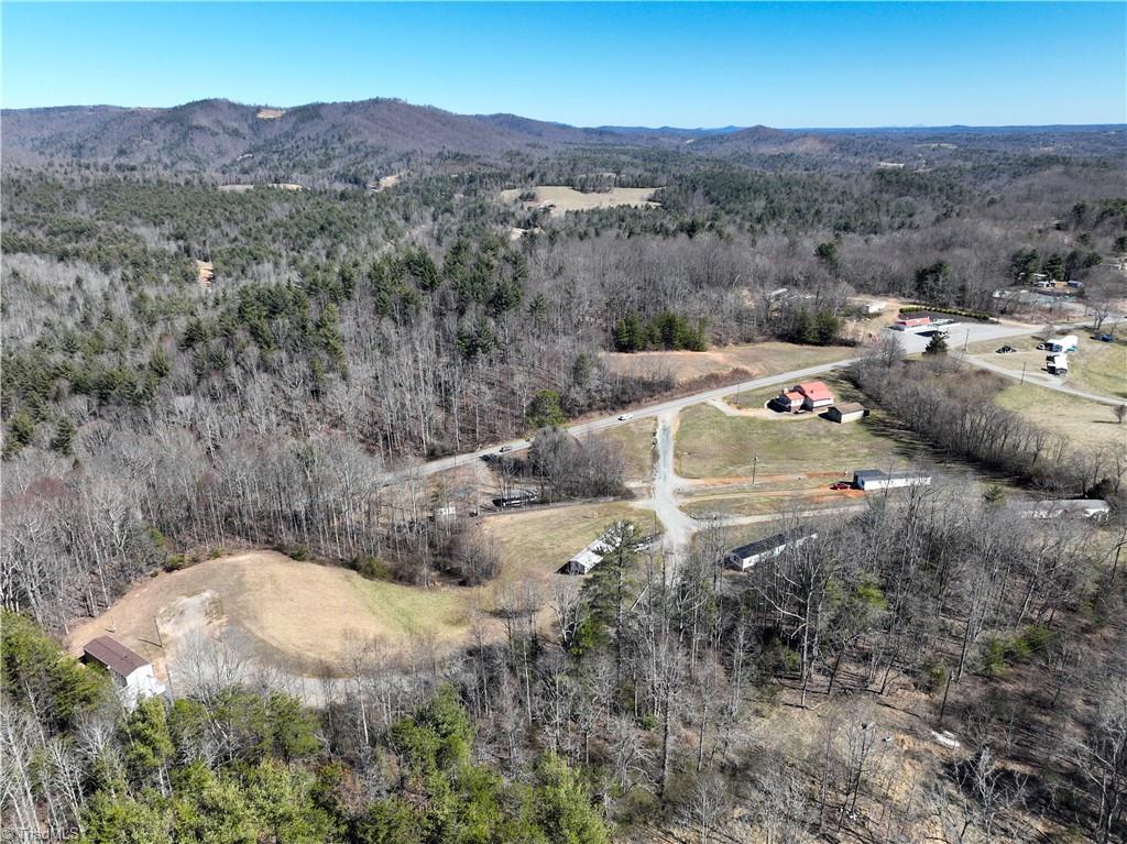 6043 N Nc Highway 16, Millers Creek, North Carolina image 32