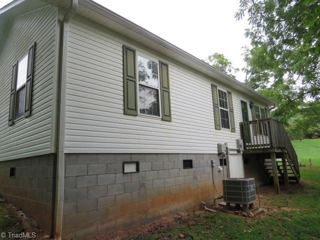 103 Shaw Street, Jonesville, North Carolina image 4