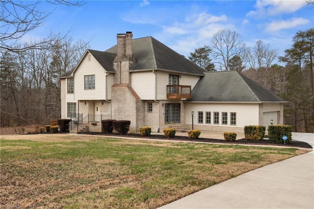 Photo of 900 Warren Farm Road, Walnut Cove, NC 27052 (MLS # 1203989)