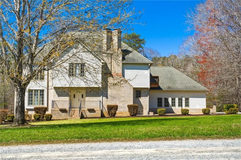 Photo of 900 Warren Farm Road, Walnut Cove, NC 27052 (MLS # 1203989)