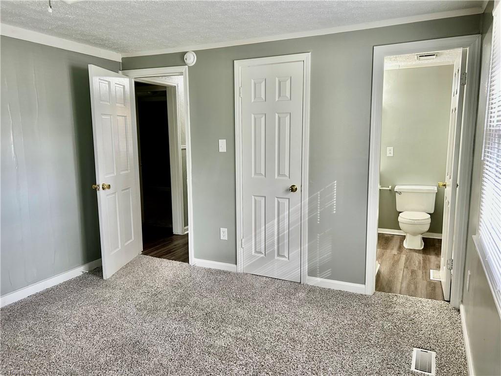 Greensboro, North Carolina 27405, United States, 3 Bedrooms Bedrooms, ,2 BathroomsBathrooms,Residential,Active,239385