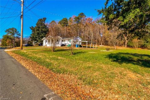 Single Family Residence in Albemarle NC 401 Summit Avenue 45.jpg