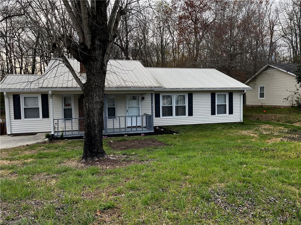 Photo 1 of 19 of 2614 Ernest Street house