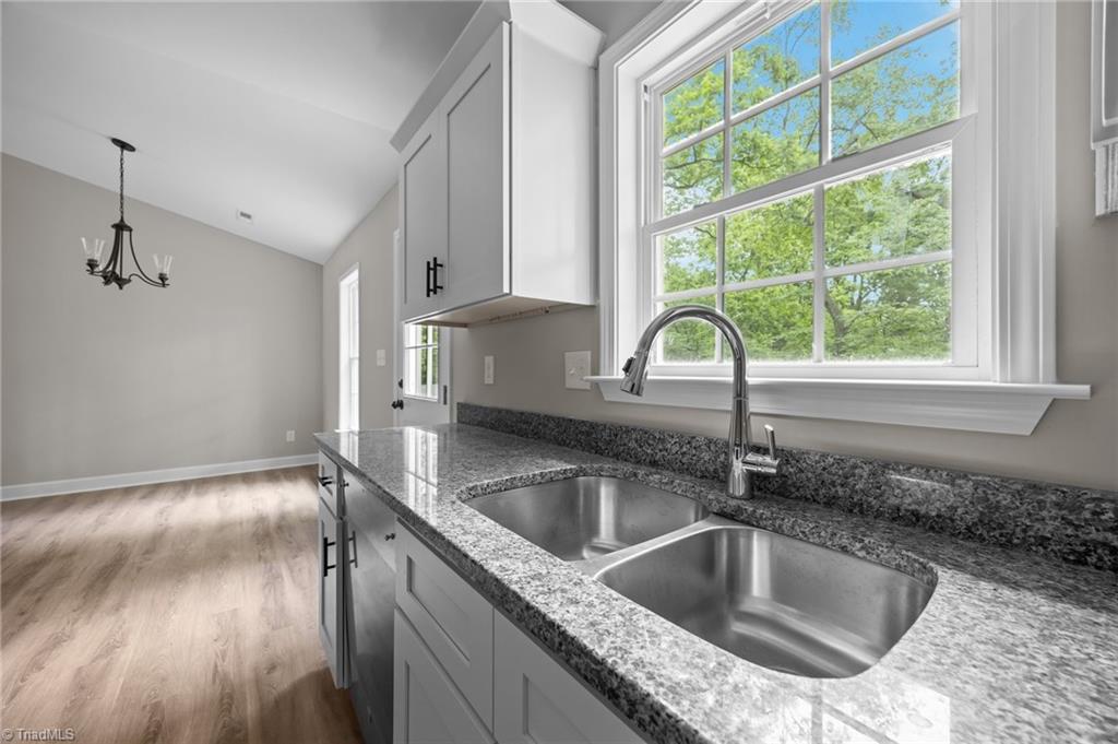 313 W Guilford Street, Thomasville, North Carolina image 20