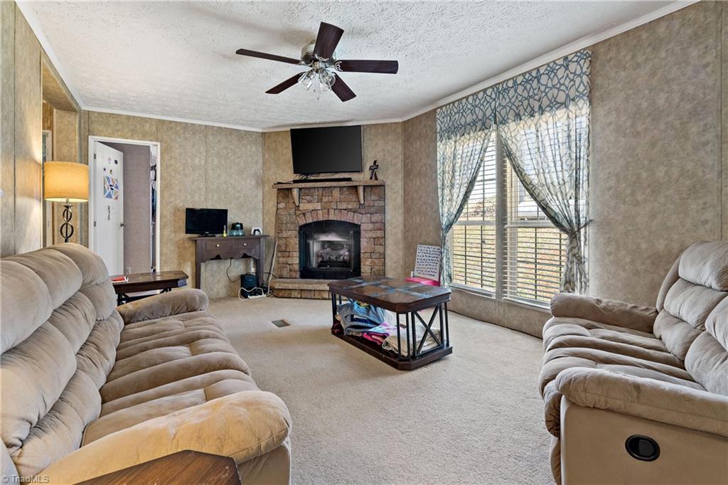 2567 Vein Mountain Road, Nebo, North Carolina image 9