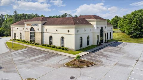 4240 Furniture Avenue Jamestown NC 27282