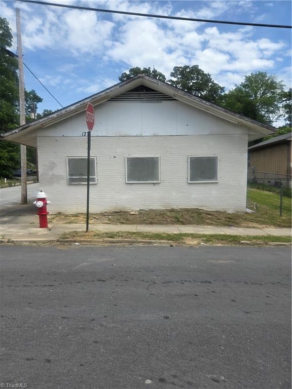 127 College Street, Thomasville, North Carolina image 6