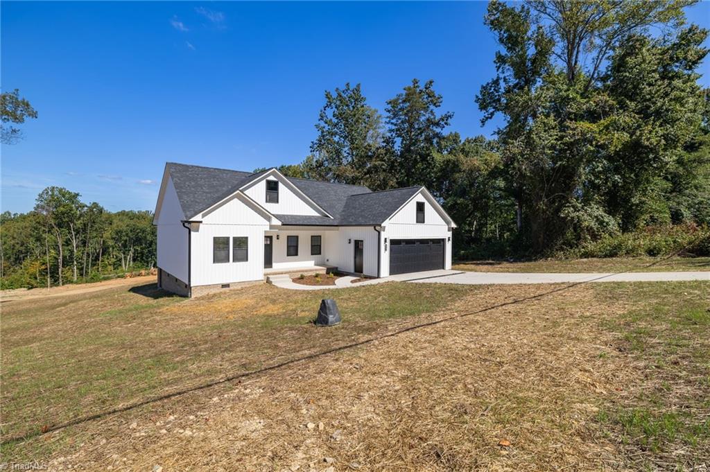 7950 US Highway 29 Bus