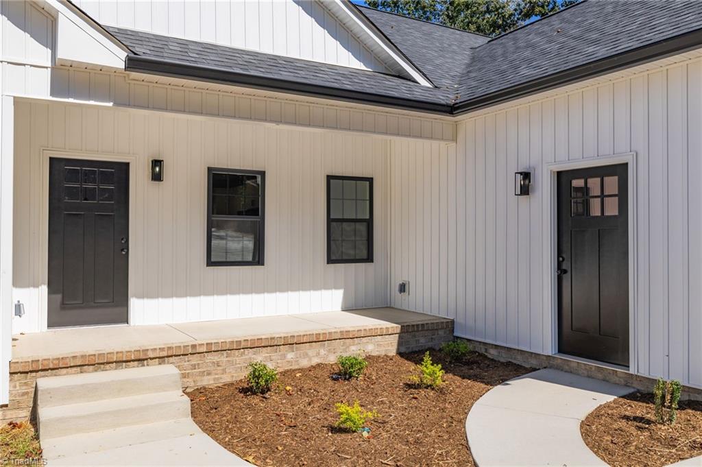 7950 US Highway 29 Bus