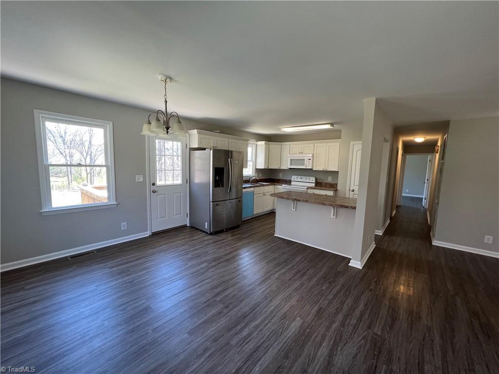 Photo 6 of 11 of 4612 Jordan Valley Road house