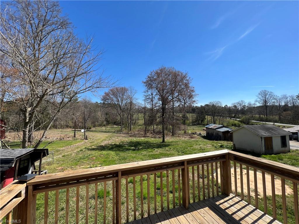 Photo 4 of 11 of 4612 Jordan Valley Road house