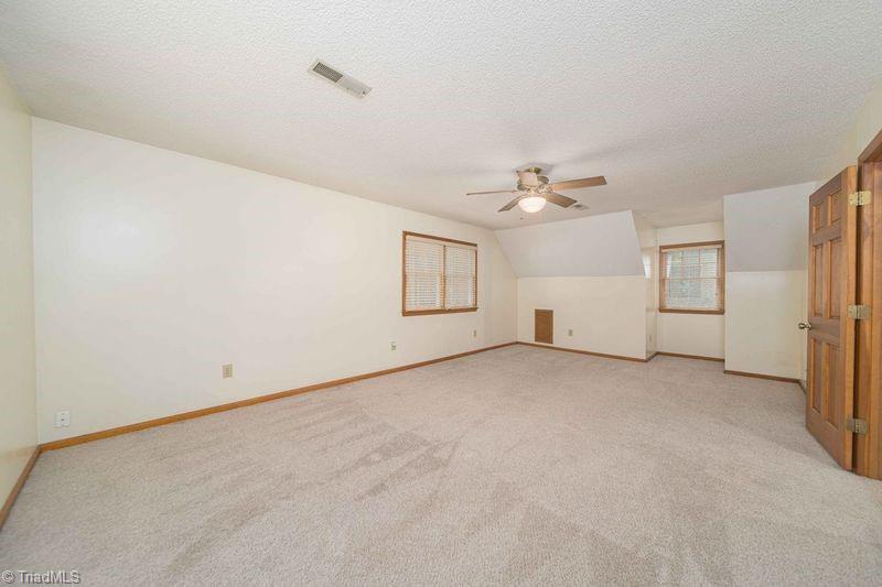 9055 Mibeck Road, Belews Creek, North Carolina image 19