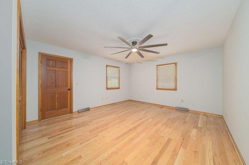 9055 Mibeck Road, Belews Creek, North Carolina image 12