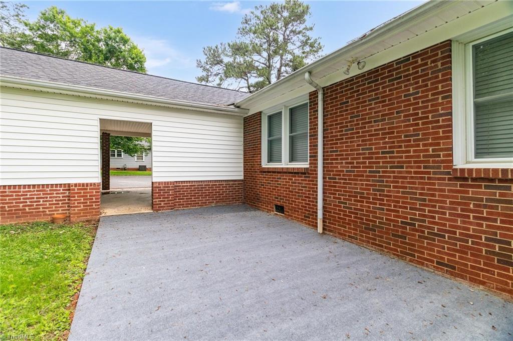 518 E Main Street, Franklinville, North Carolina image 31