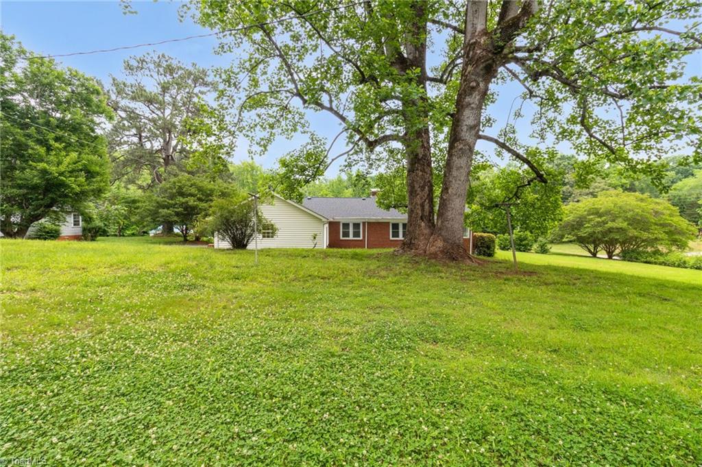 518 E Main Street, Franklinville, North Carolina image 36