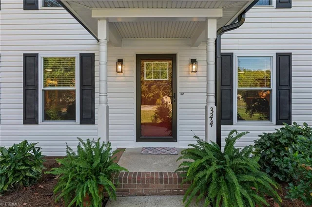 344 Farmstead Road, photo 4 of 50