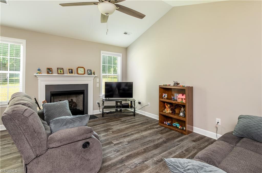 109 Melody Lane, Thomasville, North Carolina image 4