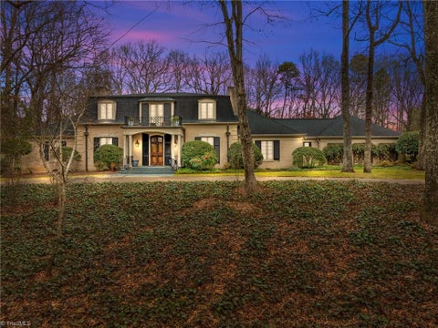 Homes For Sale - 3025 N Fairway Drive<br/> Burlington, NC 27215