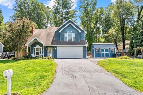 A home in Kernersville