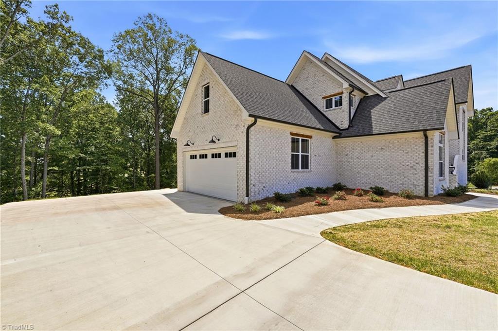 Photo of 293 Old Heritage Drive, Winston-Salem, NC 27107 (MLS # 1199781)