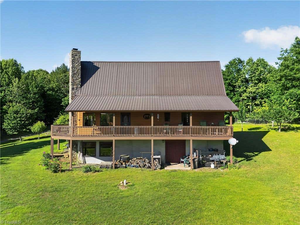 Photo of 354 Two Rivers Drive, Independence, VA 24348 (MLS # 1230144)