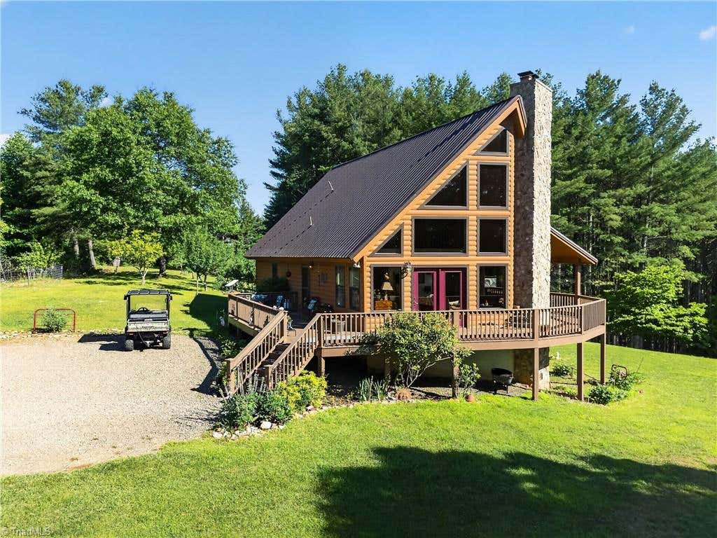 Photo of 354 Two Rivers Drive, Independence, VA 24348 (MLS # 1230144)