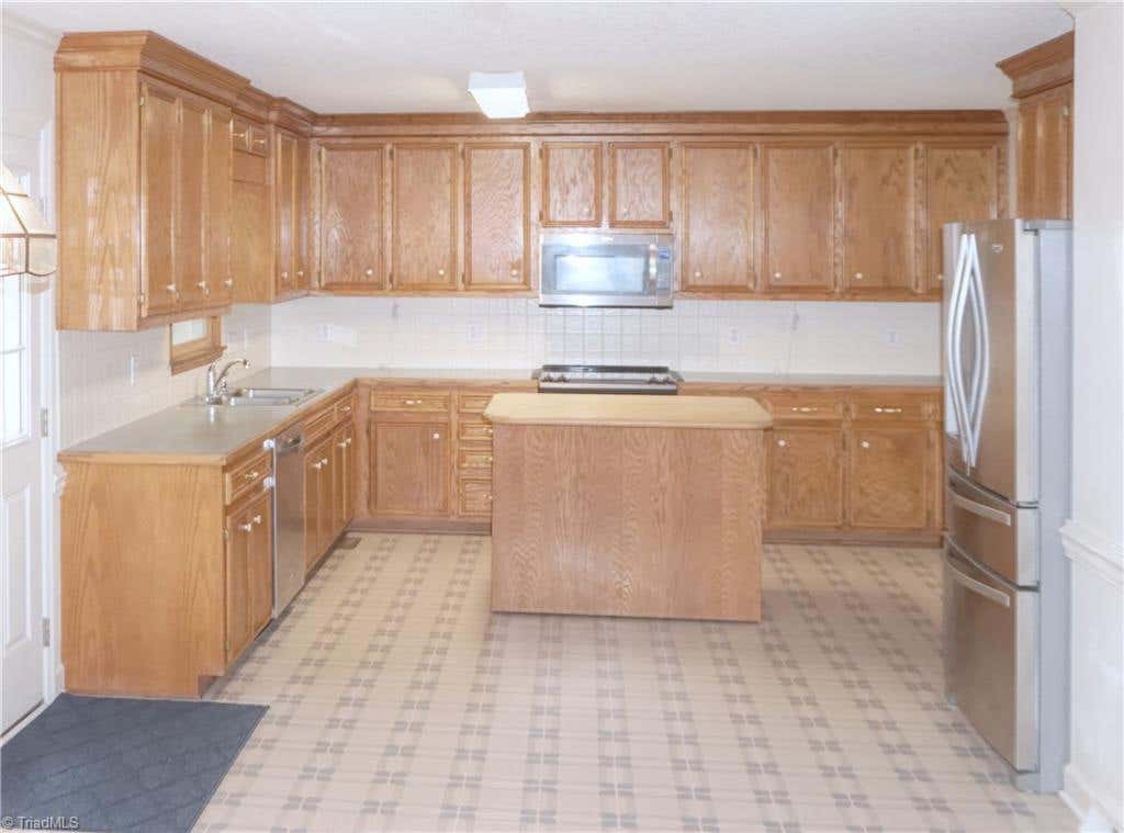 Photo of 6125 Tennyson Drive, Kernersville, NC 27284 (MLS # 1225894)