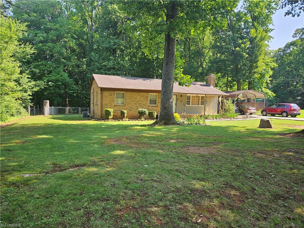 4917 Streamside Drive, McLeansville, North Carolina image 3