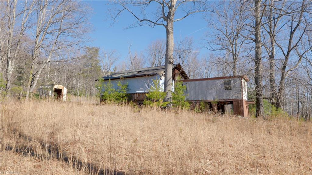 337 Goat House Road, Lambsburg, Virginia image 34