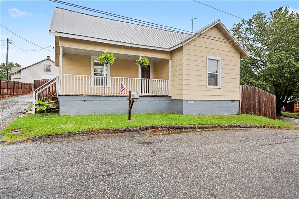 Photo of 208 Copley Street, Lexington, NC 27292 (MLS # 1236513)