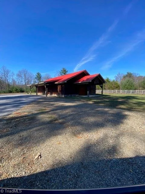 227 Meadow Crossing Road, photo 2 of 7