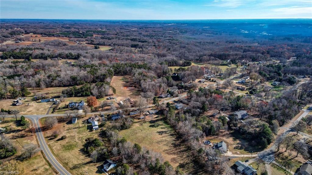 1318 Harrison Crossroad Loop, Reidsville, North Carolina image 32