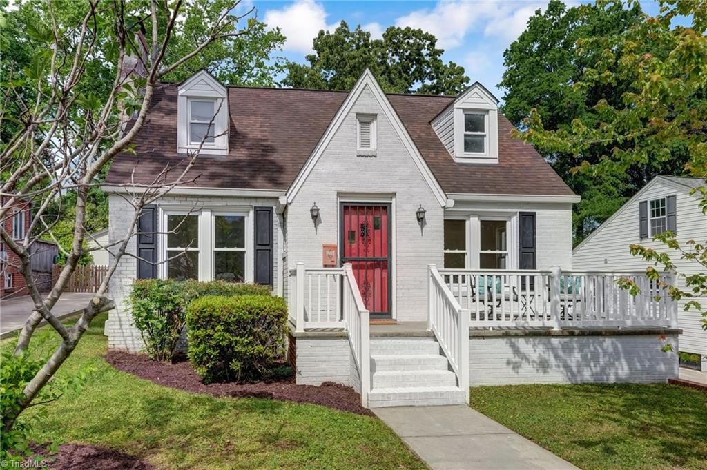 Photo of 122 Northridge Street, Greensboro, NC 27403 (MLS # 1217997)