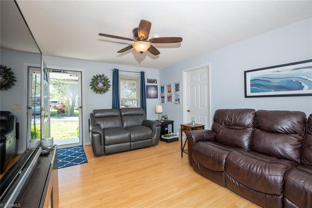 314 Monnell Drive, High Point, North Carolina image 3