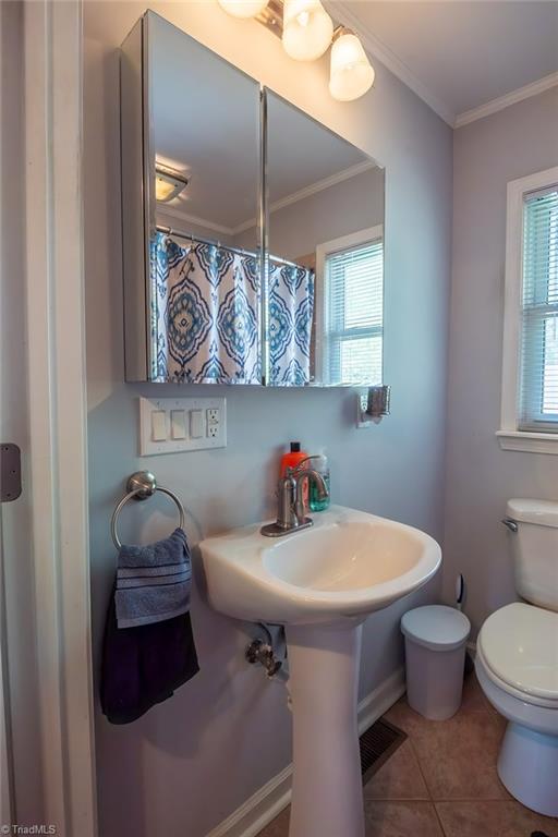 314 Monnell Drive, High Point, North Carolina image 8