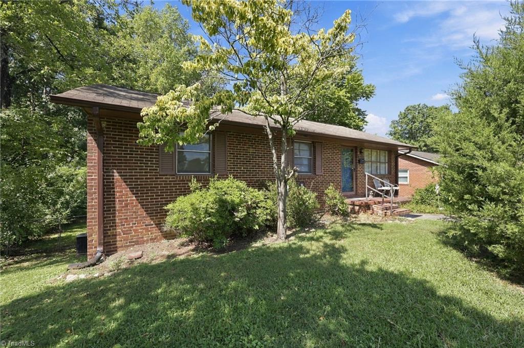Photo of 414 Tryon Street, Burlington, NC 27217 (MLS # 1236045)