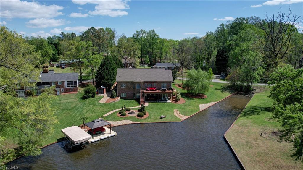 2019 Lynwood Drive, Greensboro, North Carolina image 3