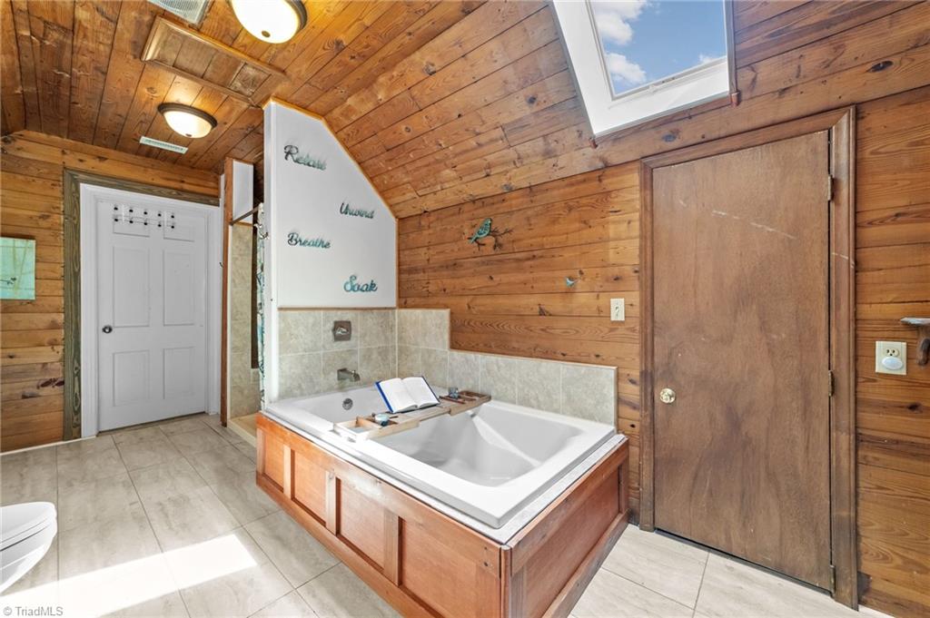 1106 Aycock Avenue, Burlington, North Carolina image 24