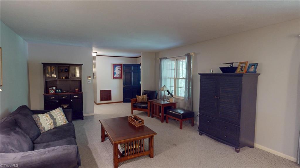 712 Greenhill Road, Mount Airy, North Carolina image 11