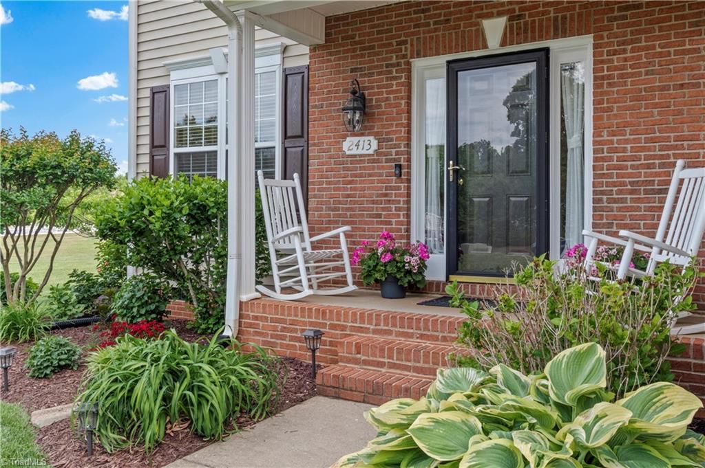 Photo of 2413 Timber Oaks Lane, Kernersville, NC 27284 (MLS # 1218518)