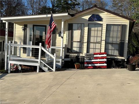 A home in New London