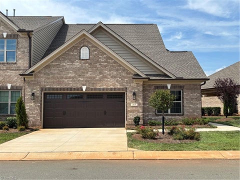 Townhouse For Sale - 1036 Beechcraft Drive<br/> Mebane, NC 27302
