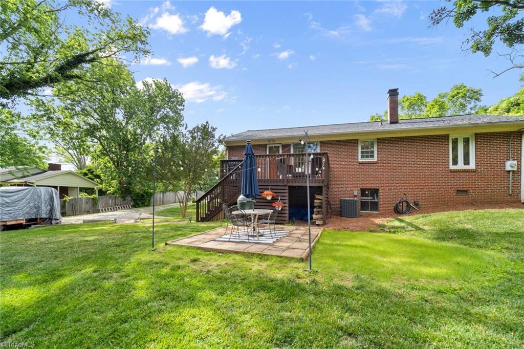 Winston-Salem, North Carolina 27104, United States, 2 Bedrooms Bedrooms, ,1 BathroomBathrooms,Residential,Pending,136720