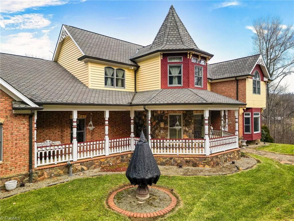 Photo of 1280 River Bluff Trail, Tobaccoville, NC 27050 (MLS # 1205608)