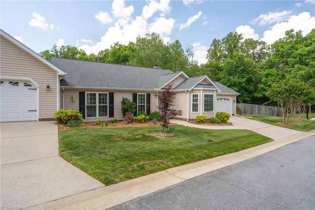 121 Village Drive, Jamestown, North Carolina image 40