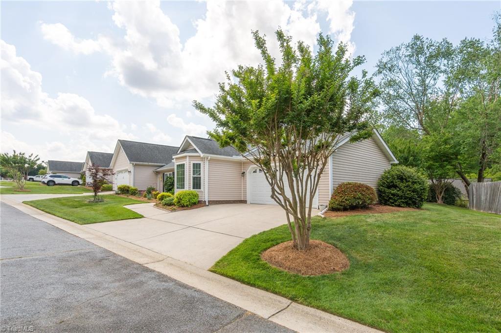 121 Village Drive, Jamestown, North Carolina image 41